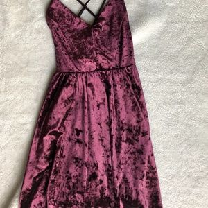 Low back velvet dress - purple
